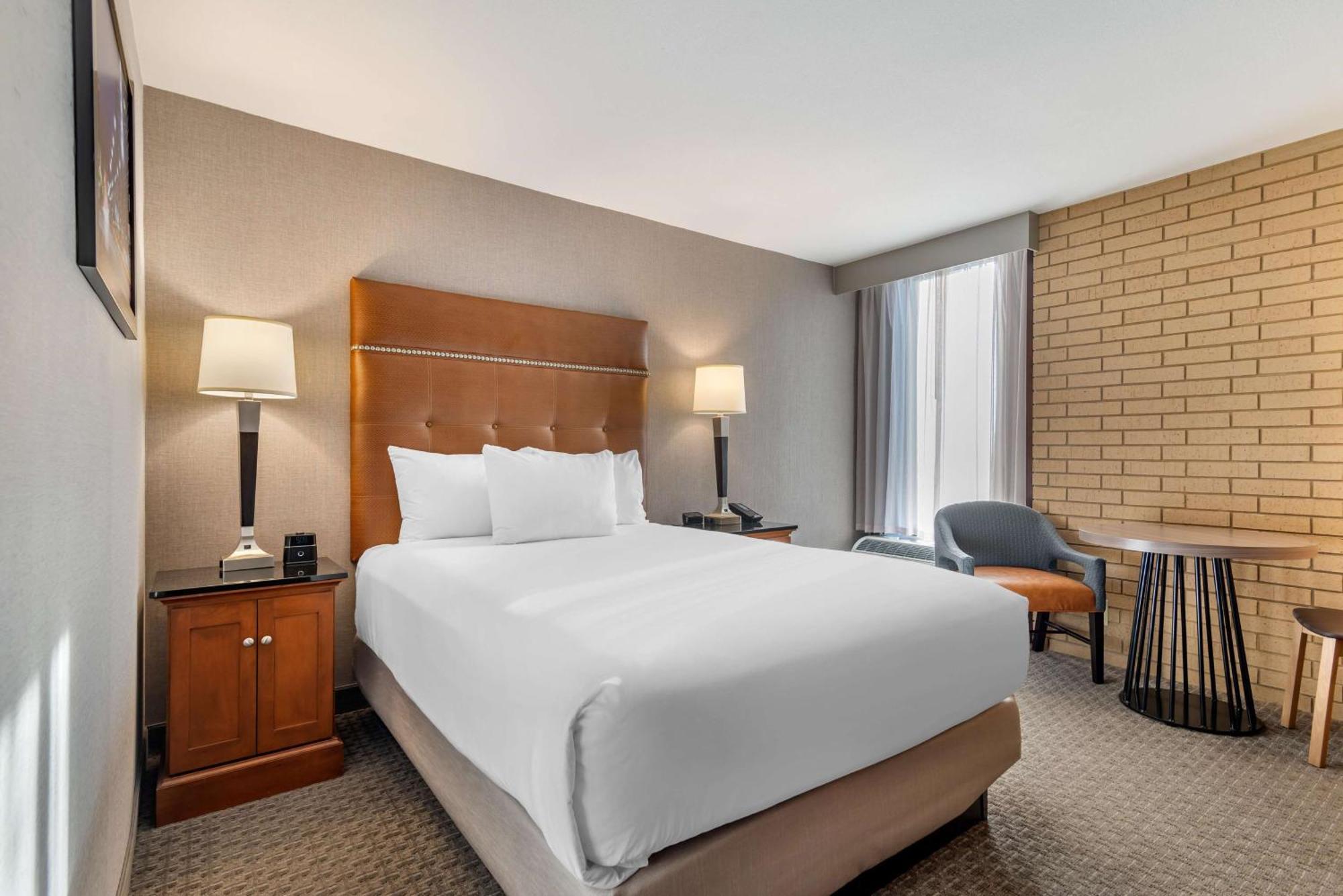 Drury Inn & Suites Atlanta Airport Колледж Парк Экстерьер фото